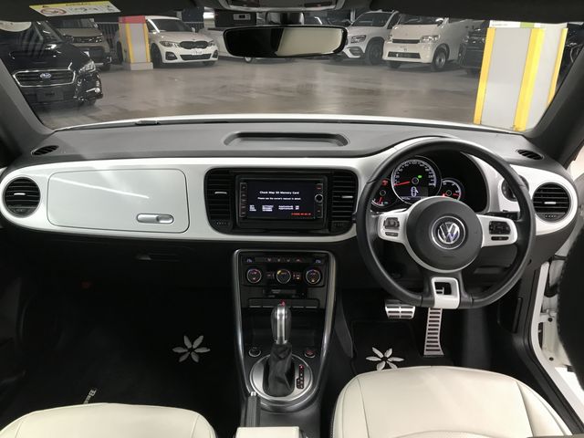 VOLKSWAGEN VOLKSWAGEN The BEETLE 2019