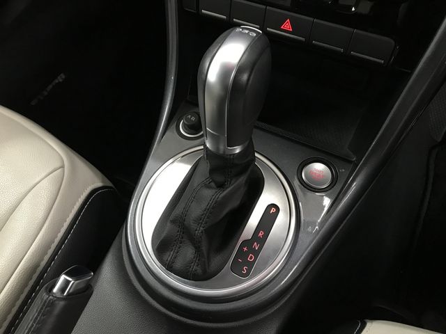 VOLKSWAGEN VOLKSWAGEN The BEETLE 2019