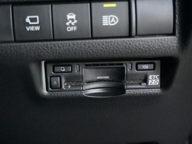 TOYOTA HARRIER HYBRID 2023