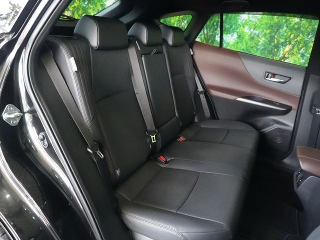 TOYOTA HARRIER HYBRID 2023