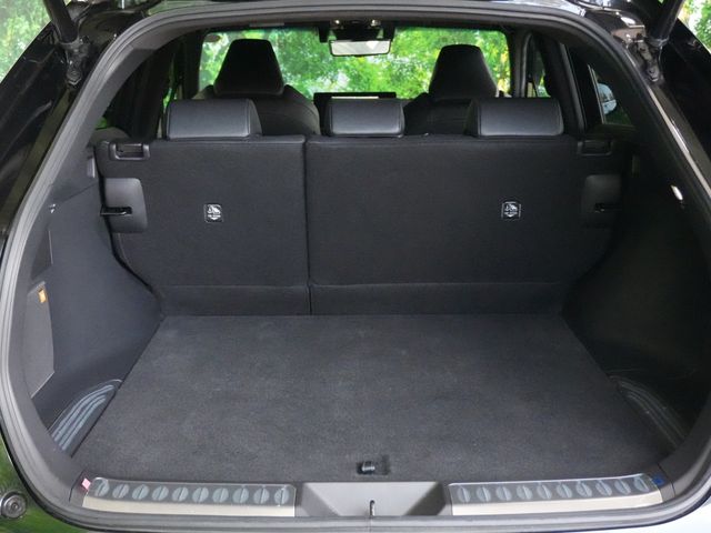 TOYOTA HARRIER HYBRID 2023