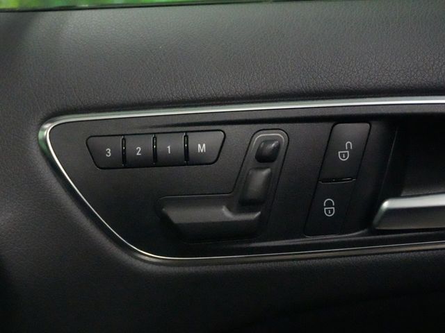 MERCEDES BENZ MERCEDES BENZ B class 2012