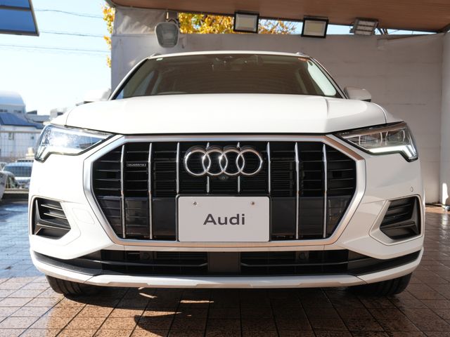 AUDI AUDI Q3 2023