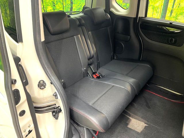 HONDA N BOX CUSTOM 2015