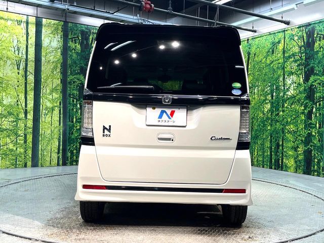 HONDA N BOX CUSTOM 2015