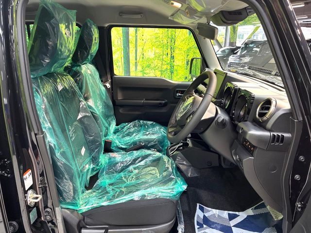 SUZUKI JIMNY NOMADE 2025