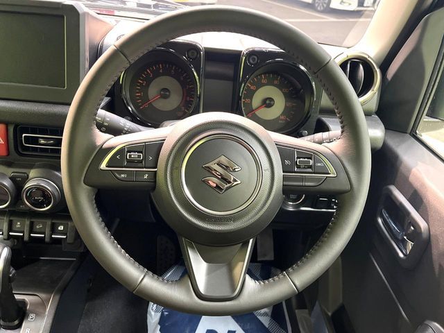 SUZUKI JIMNY 4WD 2025