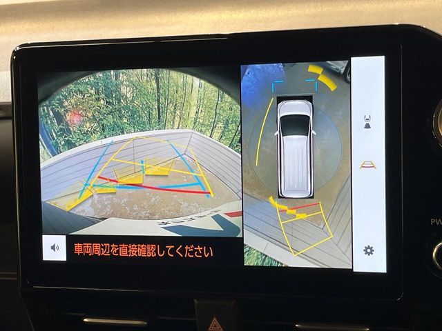 TOYOTA VOXY 4WD 2022