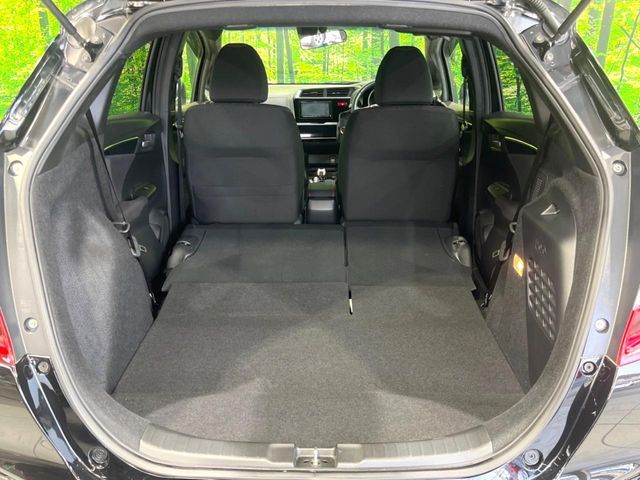 HONDA FIT HYBRID 2017