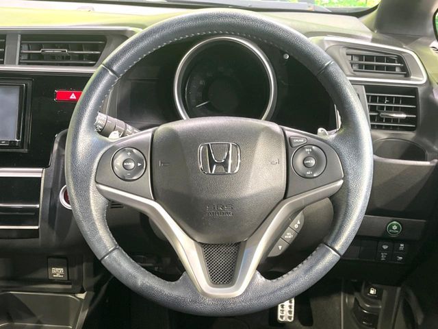 HONDA FIT HYBRID 2017