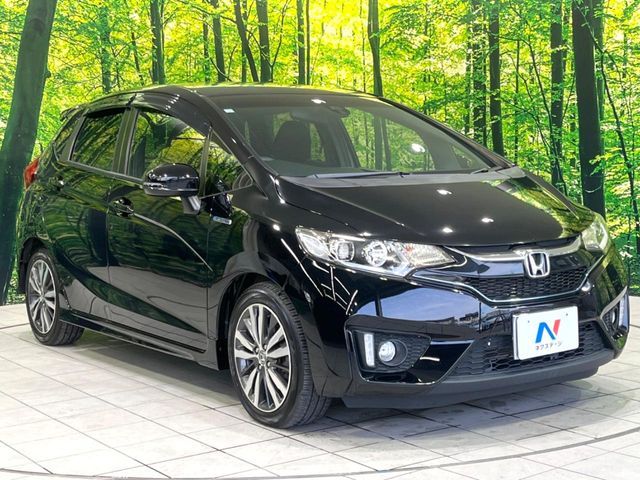 HONDA FIT HYBRID 2017