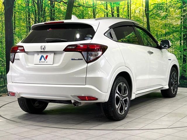 HONDA VEZEL HYBRID 2017