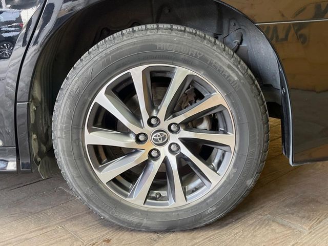 TOYOTA ALPHARD hybrid 4WD 2015