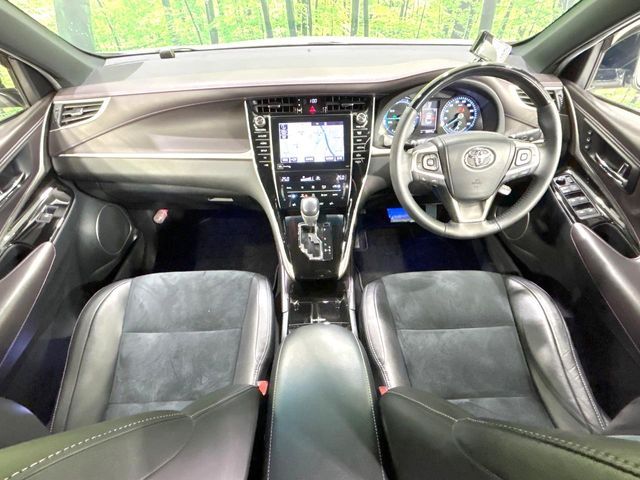 TOYOTA HARRIER HYBRID 2016