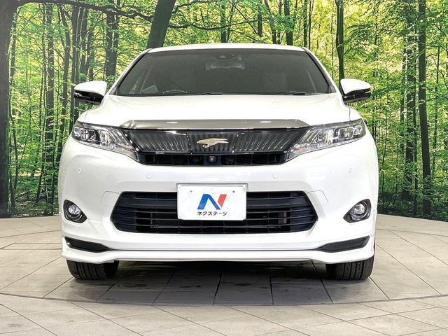 TOYOTA HARRIER HYBRID 2016