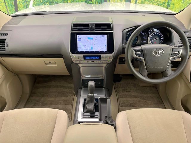 TOYOTA LANDCRUISER PRADO 2018