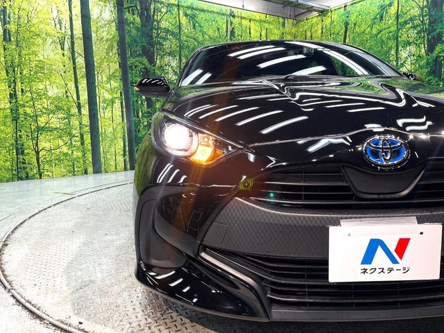 TOYOTA YARIS HYBRID 2023