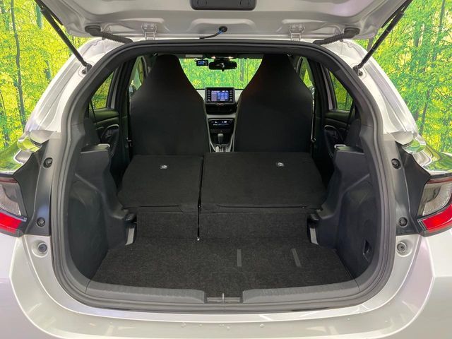 TOYOTA YARIS HYBRID 2020