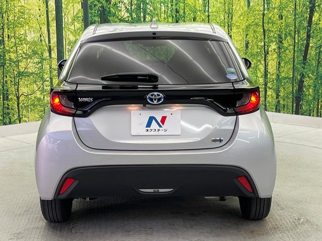 TOYOTA YARIS HYBRID 2020