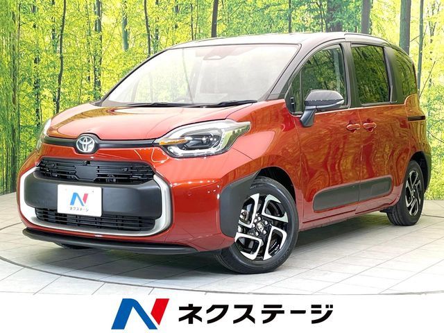 TOYOTA SIENTA HYBRID 2023