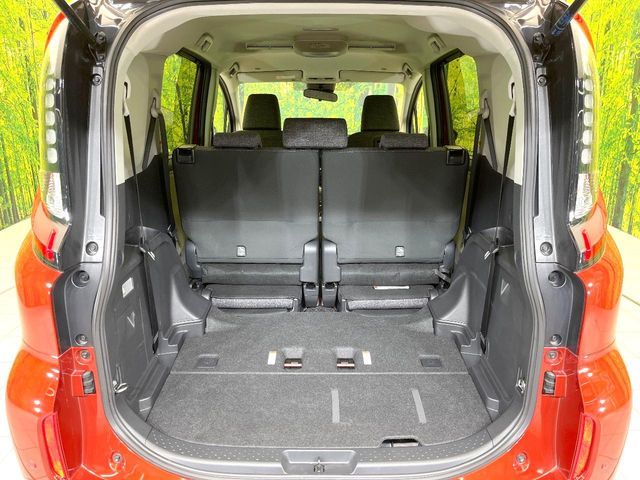 TOYOTA SIENTA HYBRID 2023