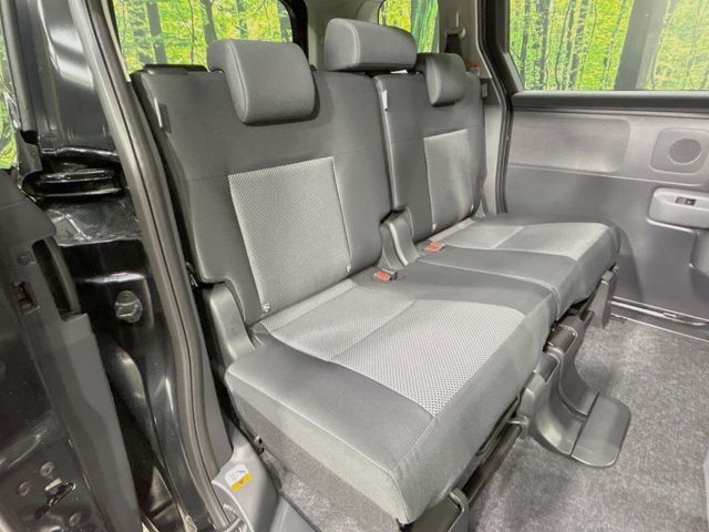 TOYOTA SIENTA HYBRID 2025