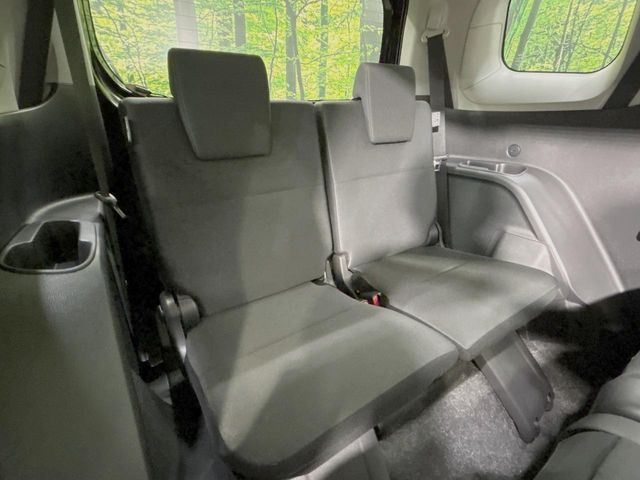 TOYOTA SIENTA HYBRID 2025