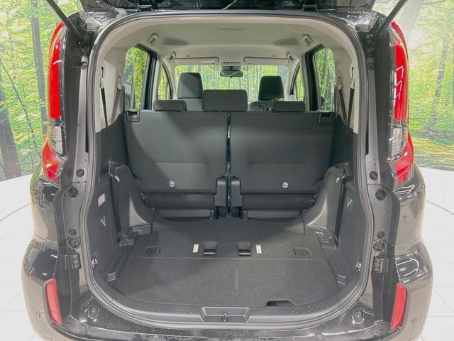 TOYOTA SIENTA HYBRID 2025