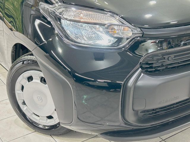 TOYOTA SIENTA HYBRID 2025