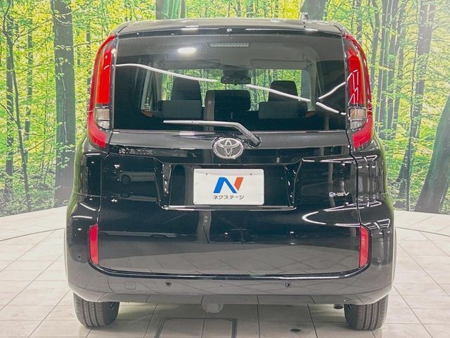 TOYOTA SIENTA HYBRID 2025