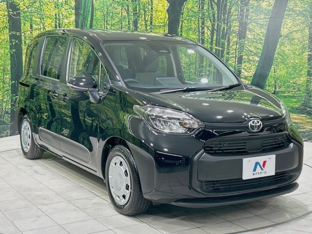 TOYOTA SIENTA HYBRID 2025
