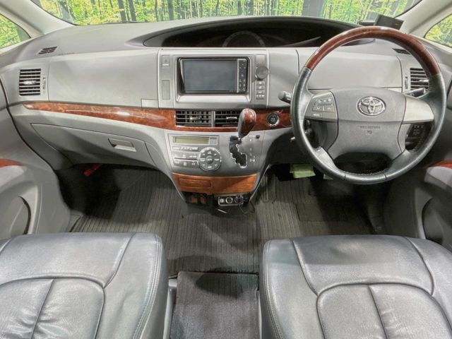 TOYOTA ESTIMA 2011