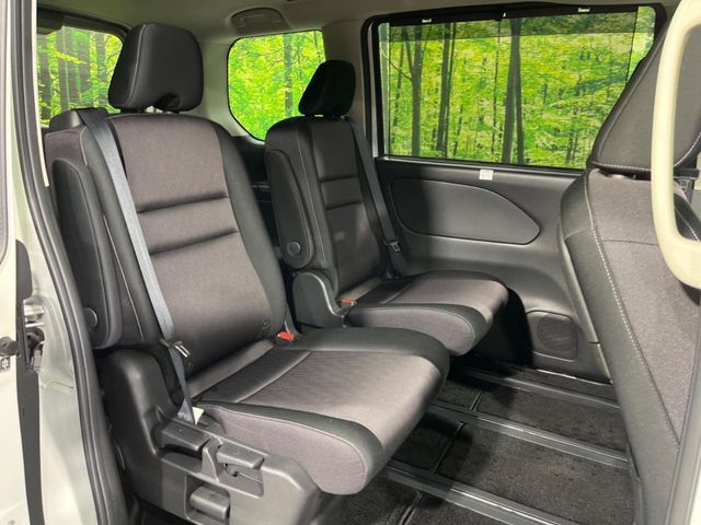 NISSAN SERENA  WG 2018