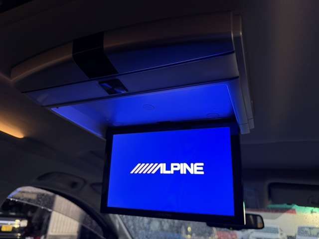 TOYOTA VELLFIRE  HYBRID 4WD 2012