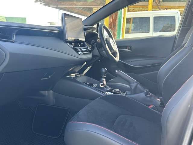 TOYOTA GR COROLLA 2024