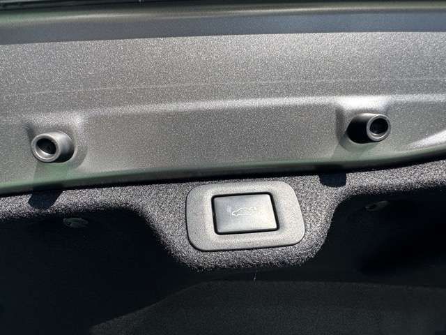 TOYOTA CROWN CROSSOVER 2023