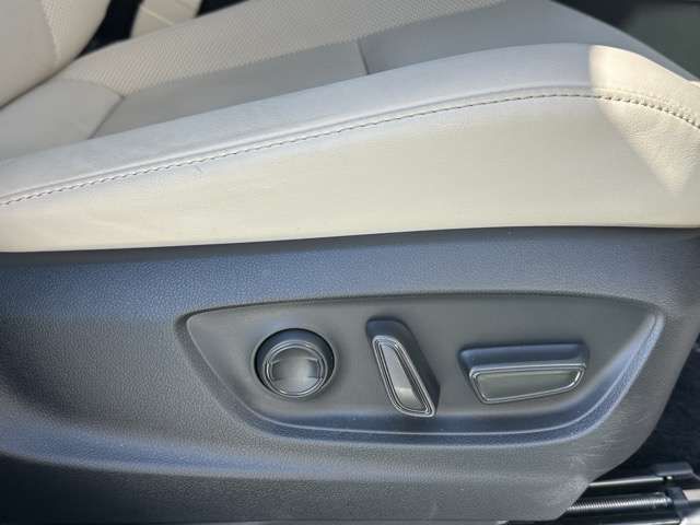 TOYOTA CROWN CROSSOVER 2023