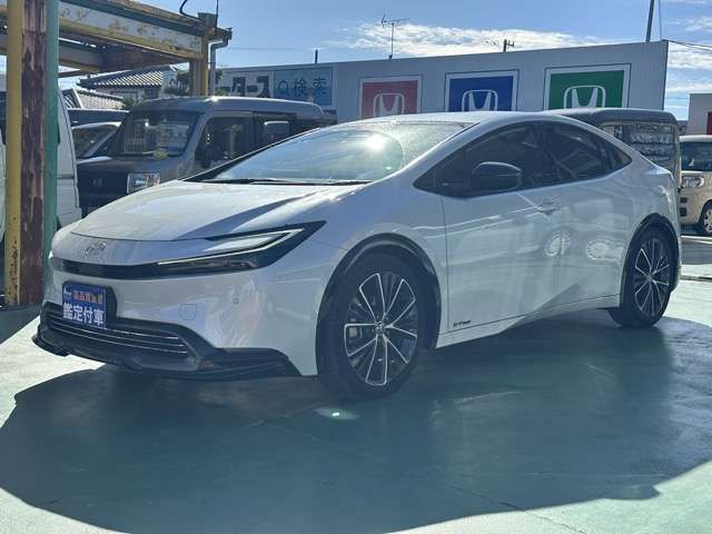 TOYOTA PRIUS 4WD 2024