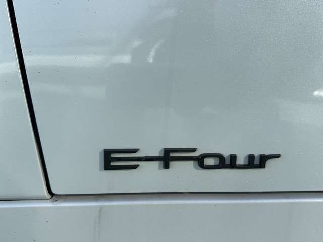 TOYOTA PRIUS 4WD 2024