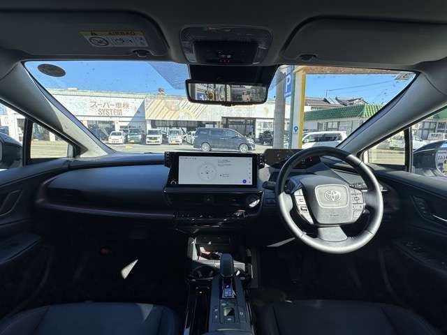 TOYOTA PRIUS 4WD 2024