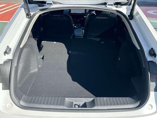 TOYOTA PRIUS 4WD 2024