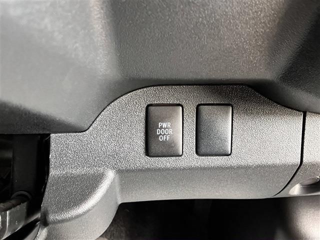 TOYOTA HIACE van 2WD 2023