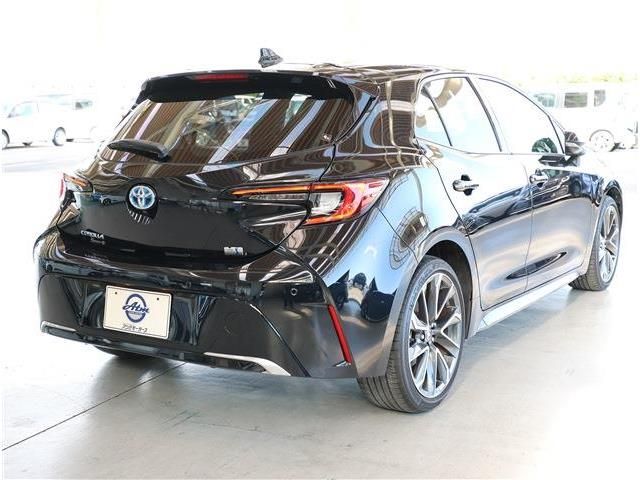 TOYOTA COROLLA SPORT HYBRID 2023