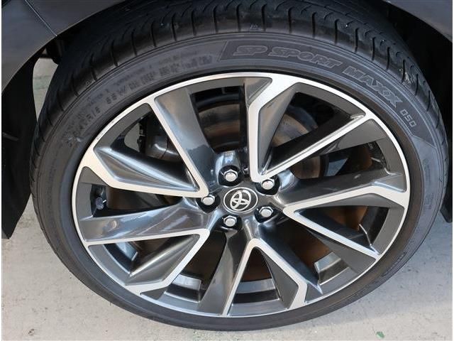 TOYOTA COROLLA SPORT HYBRID 2023