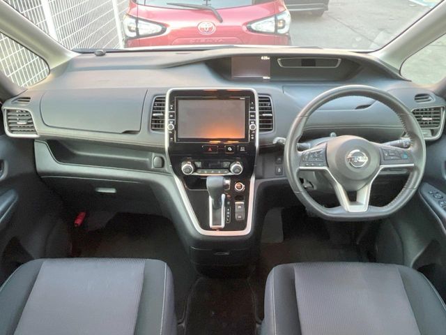 NISSAN SERENA  S-HYBRID 2017