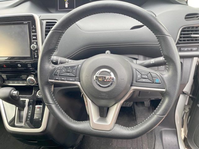 NISSAN SERENA  S-HYBRID 2017