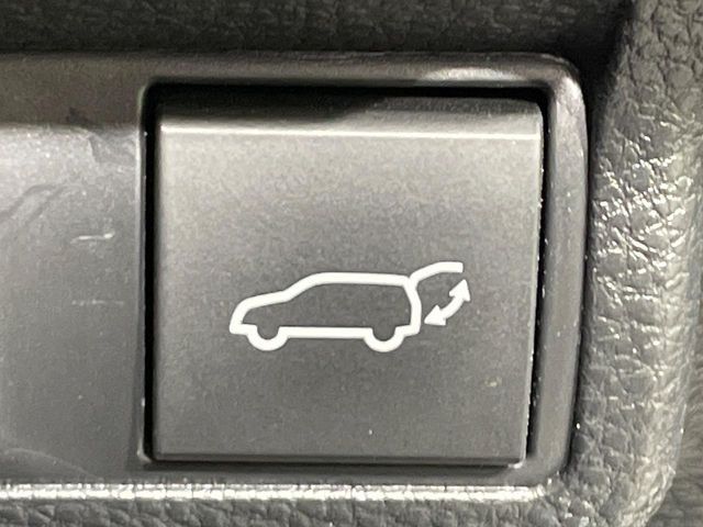 TOYOTA COROLLA CROSS HYBRID 2024