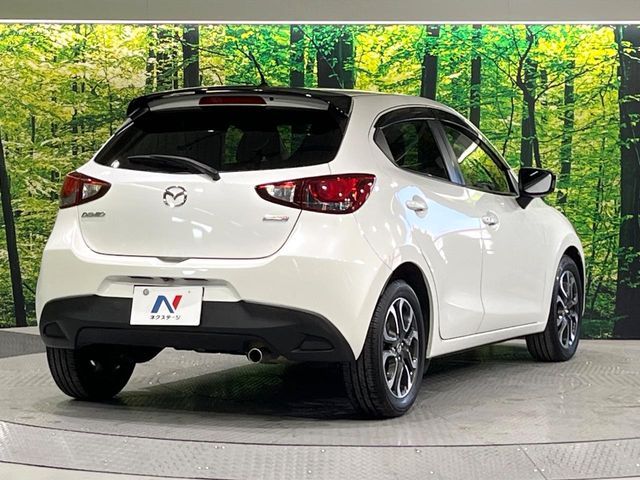 MAZDA DEMIO 2015