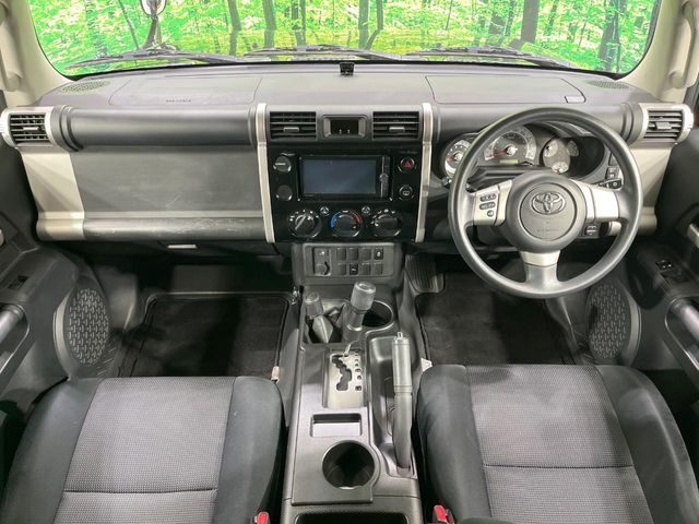 TOYOTA FJ CRUISER 4WD 2013