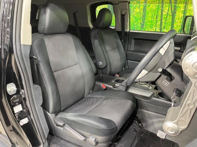 TOYOTA FJ CRUISER 4WD 2013